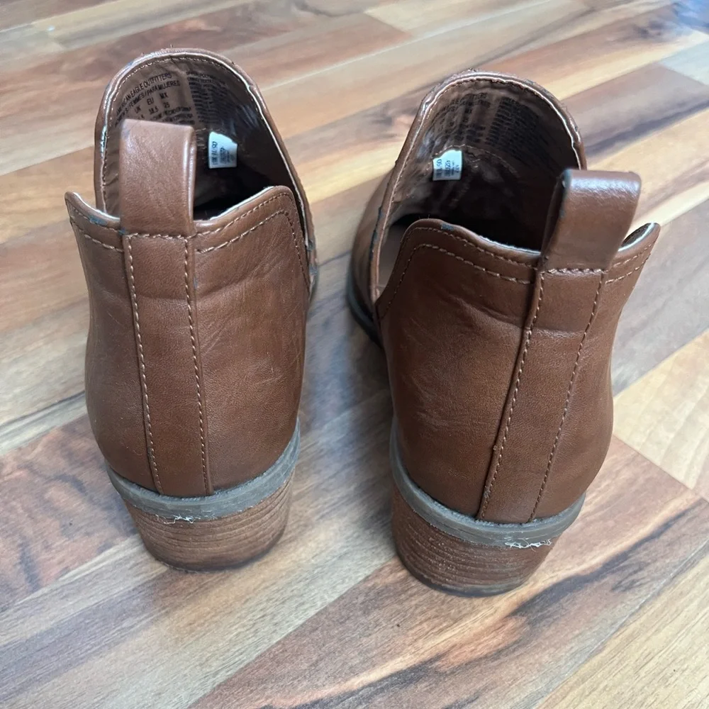 American Eagle Outfitters Brown Faux Leather Ankle Booties - Picture 5 of 9
